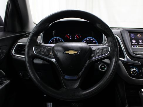 Used 2021 Chevrolet Equinox LS FWD image 11