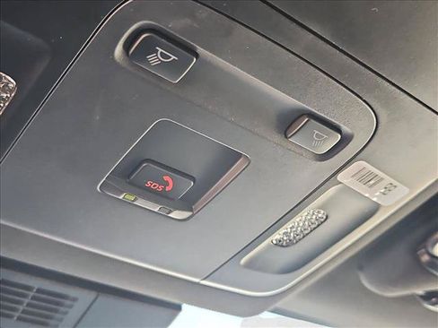 Used 2025 Toyota Camry SE FWD image 20