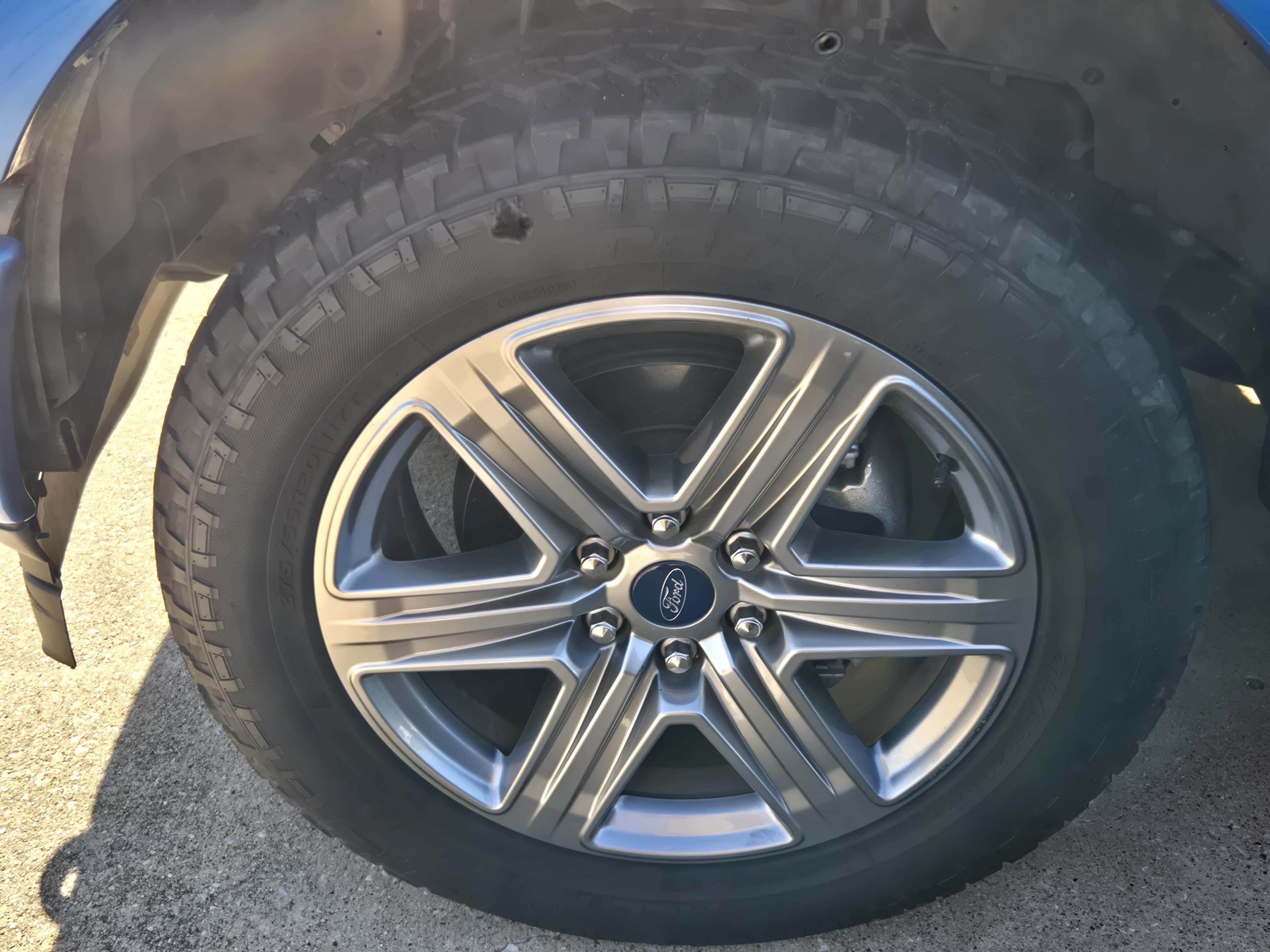 Used 2019 Ford F150 Lariat AWD/4WD image 8