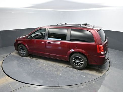 Used 2018 Dodge Grand Caravan SE image 33