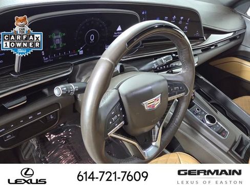 Used 2023 Cadillac Escalade Premium Luxury w/ LPO, Radiant Package AWD/4WD image 17