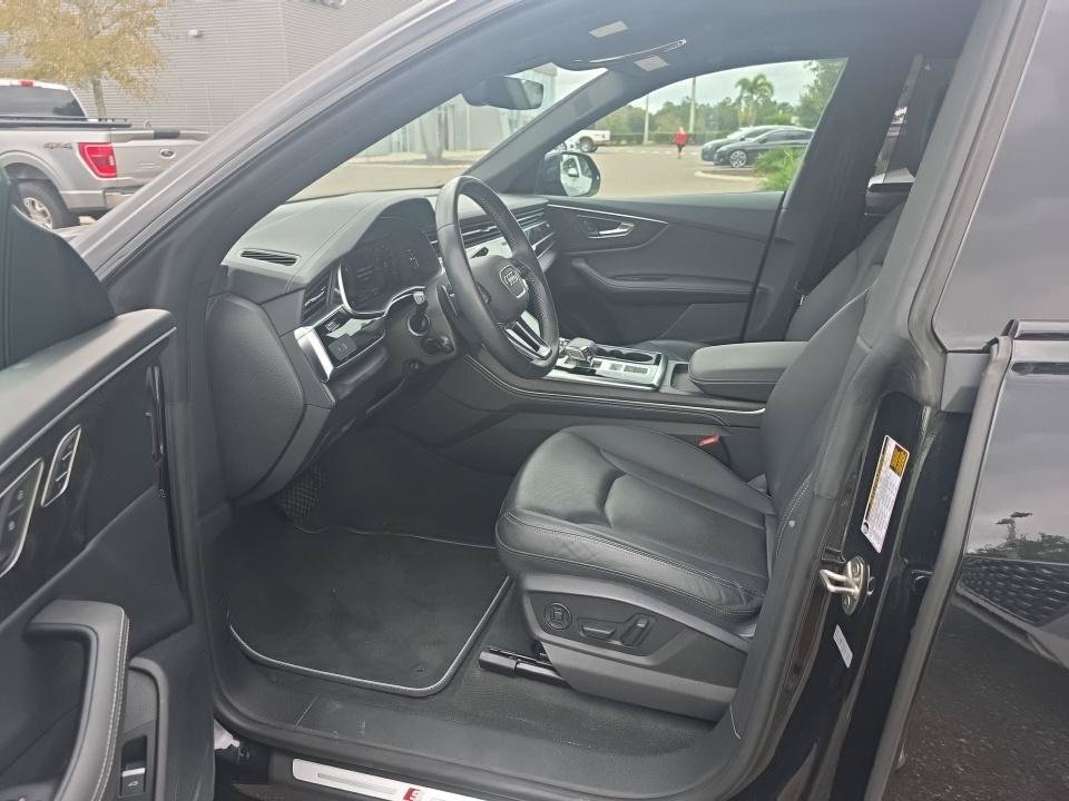 Used 2023 Audi Q8 Premium Plus w/ Premium Plus Package AWD/4WD image 9