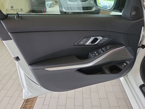 New 2026 BMW 330i xDrive Sedan w/ M Sport Package AWD/4WD image 17