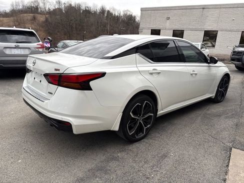 Certified 2023 Nissan Altima 2.5 SR image 5