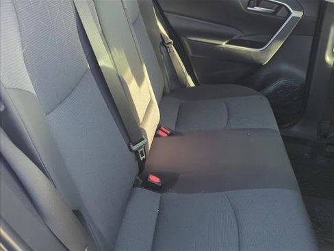 Used 2024 Toyota RAV4 XLE FWD image 23