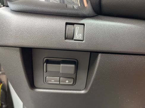 New 2026 GMC Canyon Elevation w/ Convenience Package RWD image 12