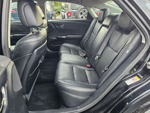 Used 2016 Toyota Avalon Limited image 15