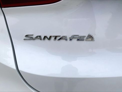 Used 2021 Hyundai Santa Fe SE FWD image 32