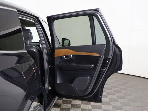 Used 2024 Volvo XC90 B6 Plus w/ Protection Package Premier AWD/4WD image 26