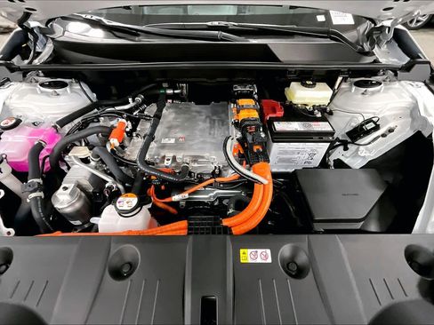 New 2026 Subaru Solterra image 16