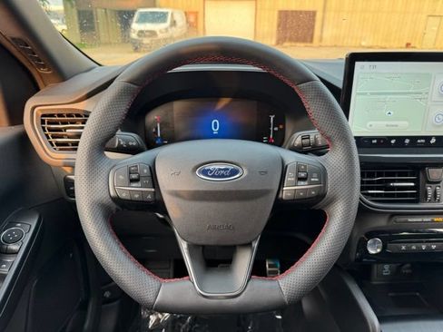 Used 2023 Ford Escape ST-Line w/ Tech Pack #1 AWD/4WD image 28