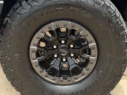 Used 2024 Ford Bronco Raptor w/ Interior Carbon Fiber Pack 6 AWD/4WD image 9
