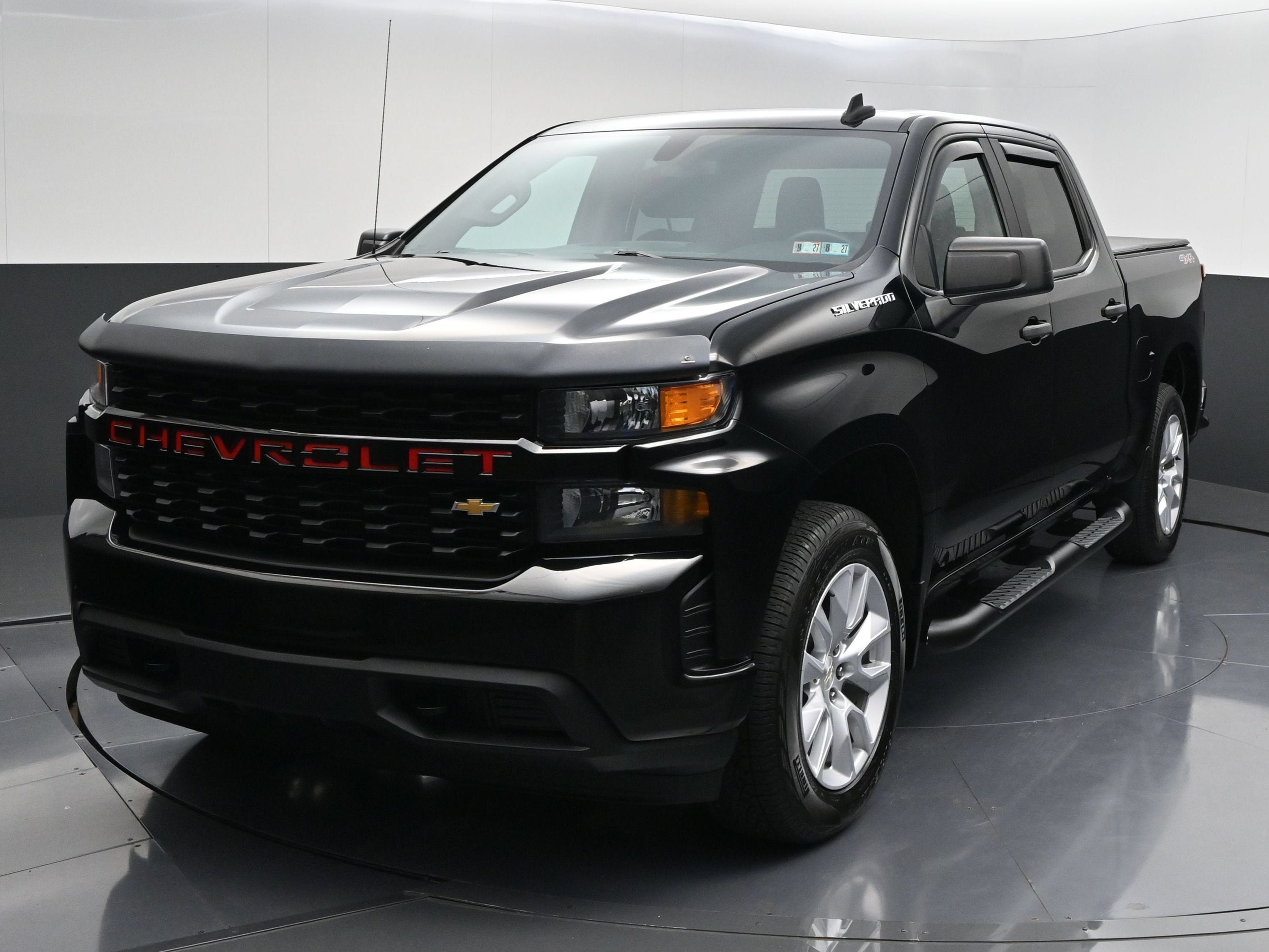 Used 2021 Chevrolet Silverado 1500 Custom AWD/4WD image 4