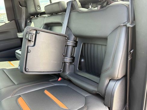 Used 2020 GMC Sierra 1500 AT4 w/ AT4 Premium Package AWD/4WD image 46