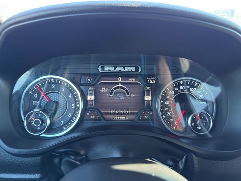 Used 2023 RAM 1500 Big Horn AWD/4WD image 17