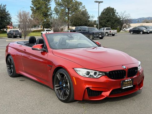 Used 2016 BMW M4 Convertible image 7
