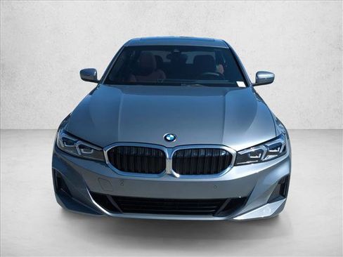 Used 2026 BMW 330i Sedan w/ Convenience Package RWD image 2
