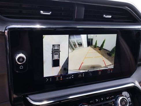 Certified 2025 GMC Sierra 1500 AT4 w/ Technology Package AWD/4WD image 26