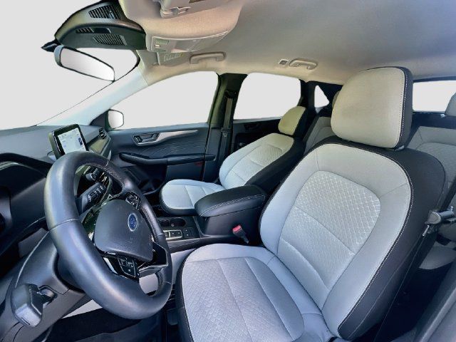 Used 2024 Ford Escape Active AWD/4WD image 21