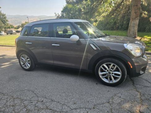 Used 2014 MINI Cooper Countryman S image 8