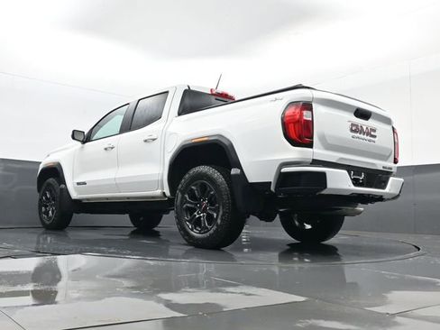 Used 2025 GMC Canyon Elevation image 22