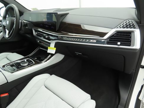 New 2026 BMW X5 sDrive40i w/ Premium Package image 17