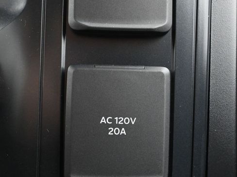 Used 2025 Ford F150 Raptor image 20