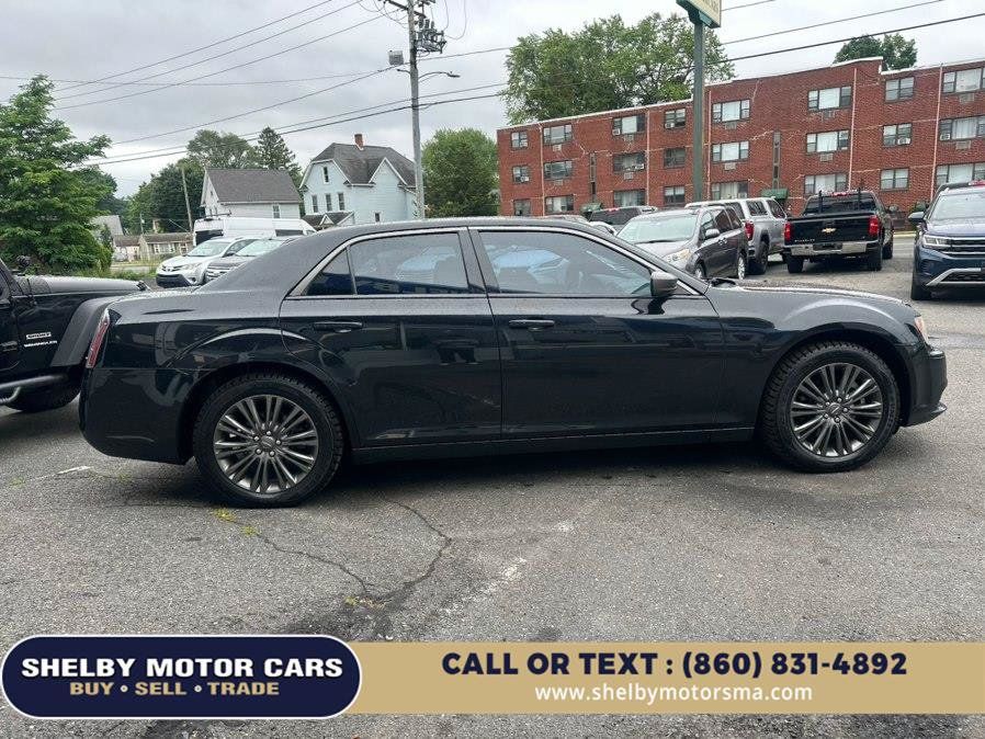 Used 2014 Chrysler 300 C AWD/4WD image 4