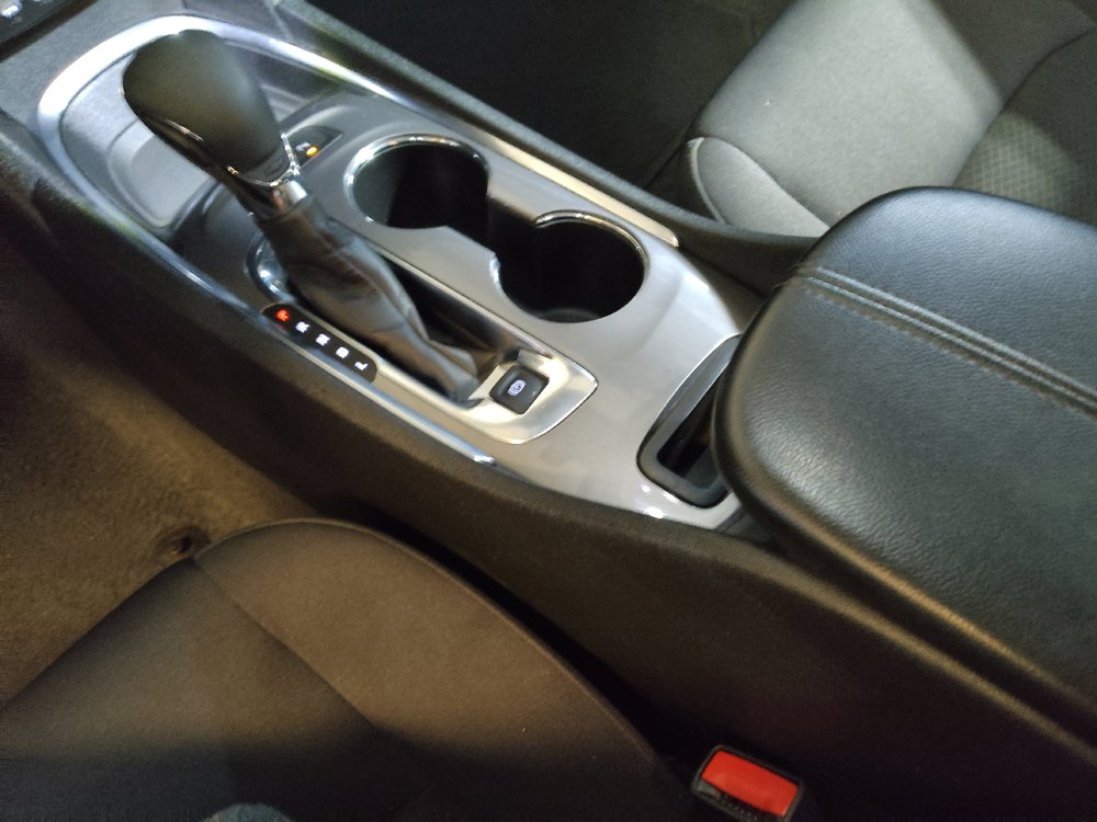 Used 2025 Chevrolet Malibu LT FWD image 26