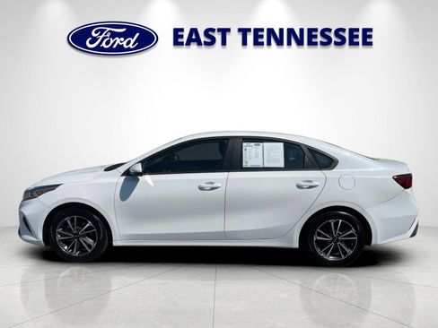 Used 2023 Kia Forte LXS FWD image 6