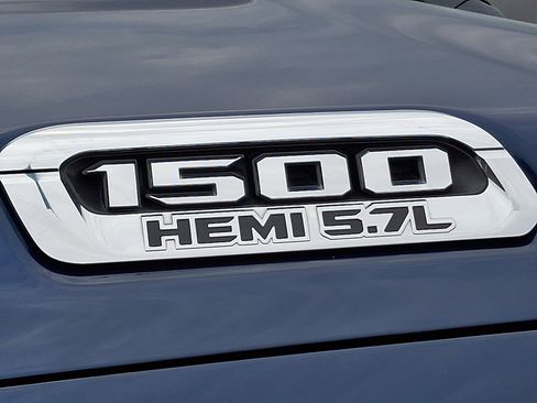 Used 2019 RAM 1500 Big Horn AWD/4WD image 31