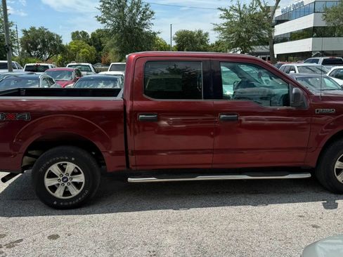 Used 2017 Ford F150 XLT AWD/4WD image 4