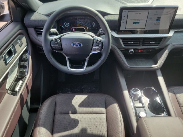 New 2026 Ford Explorer Platinum RWD image 15