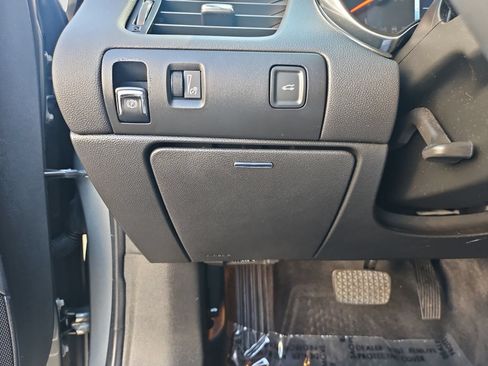 Used 2016 Chevrolet Impala LT FWD image 24