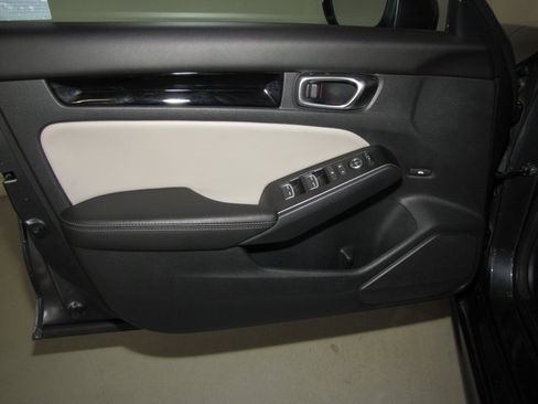 Certified 2024 Honda Civic Touring image 11