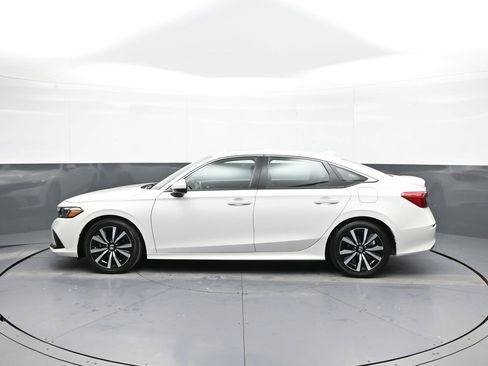 Certified 2024 Honda Civic EX image 9