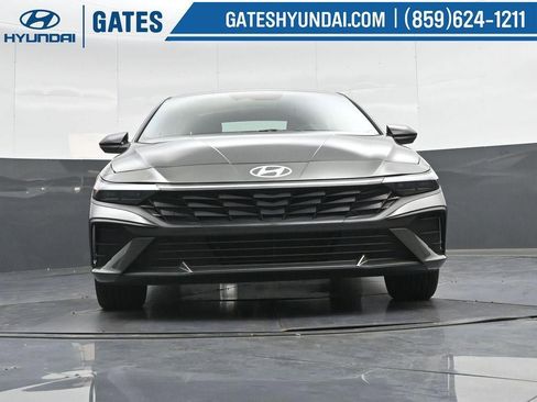 New 2026 Hyundai Elantra Sport FWD image 34