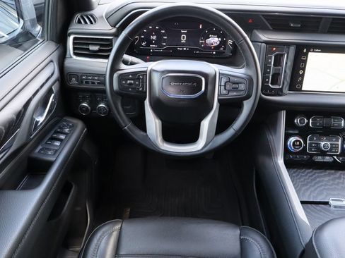 Certified 2024 GMC Yukon XL Denali AWD/4WD image 24