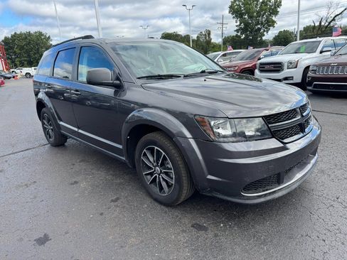 Used 2018 Dodge Journey SE w/ Popular Equipment Group FWD image 7