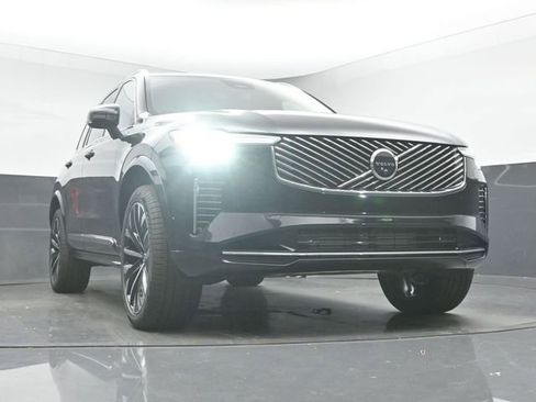 New 2026 Volvo XC90 T8 Plus w/ Protection Package Premier image 39