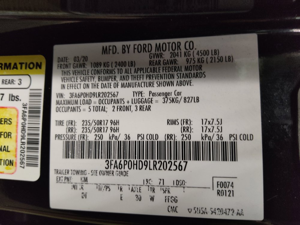 Used 2020 Ford Fusion SE FWD image 33