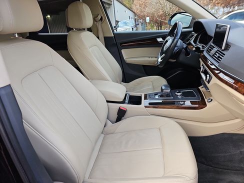 Used 2018 Audi Q5 2.0T Premium Plus w/ Premium Plus Package image 10