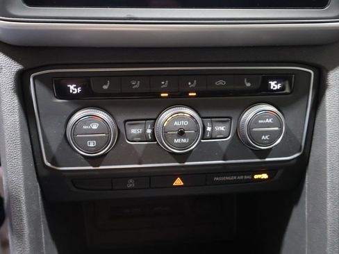 Used 2021 Volkswagen Atlas SE image 28