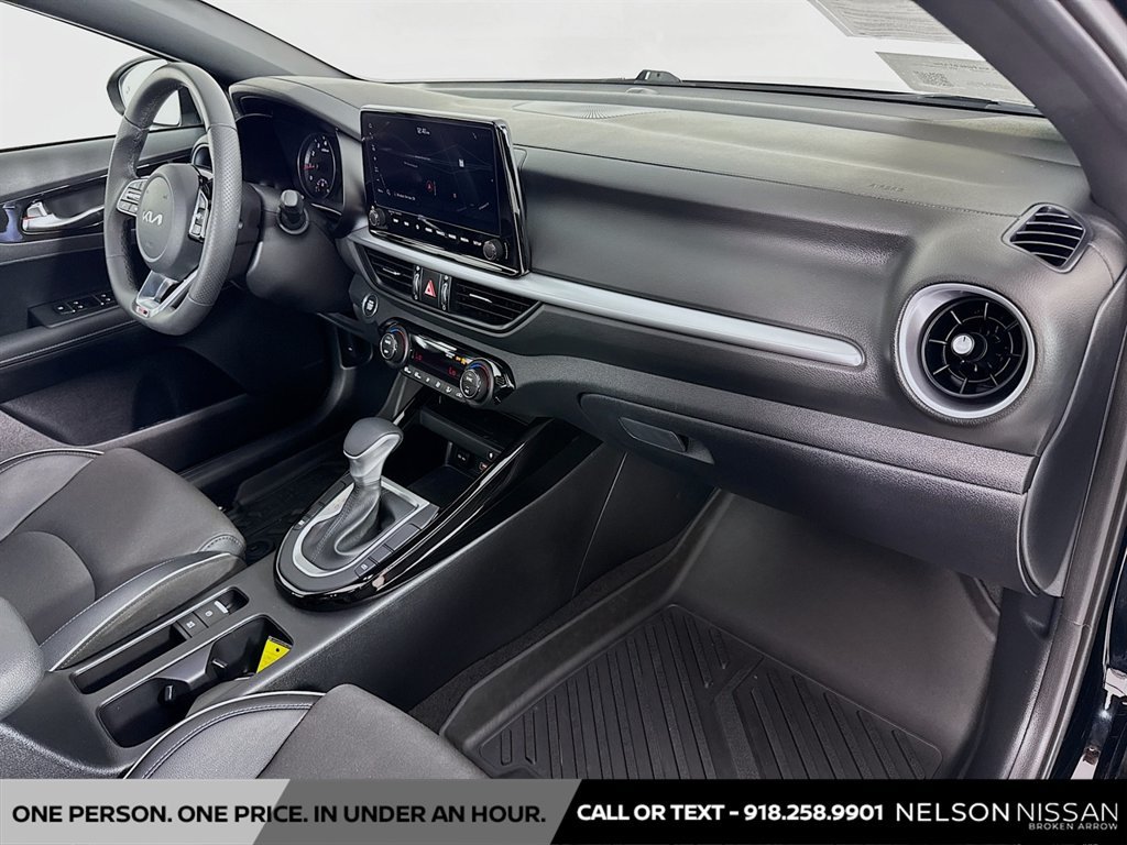 Used 2024 Kia Forte GT-Line w/ GT-Line Premium Package FWD image 29