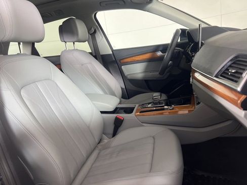 Certified 2023 Audi Q5 2.0T Premium w/ Convenience Package image 13