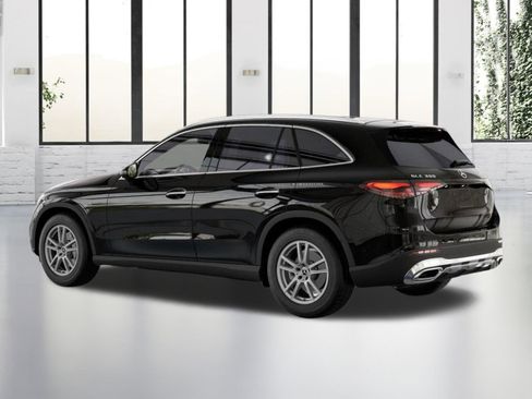 Certified 2025 Mercedes-Benz GLC 300 4MATIC image 30