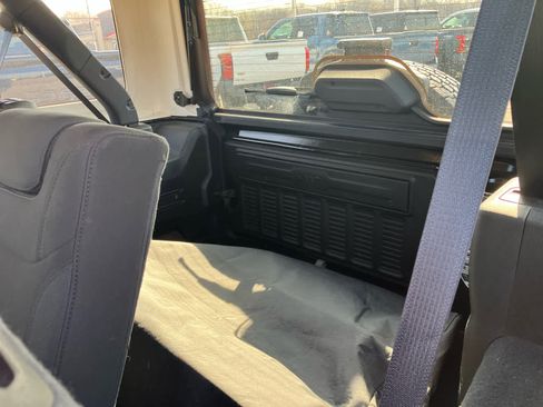Used 2020 Jeep Wrangler Unlimited Sport S image 41