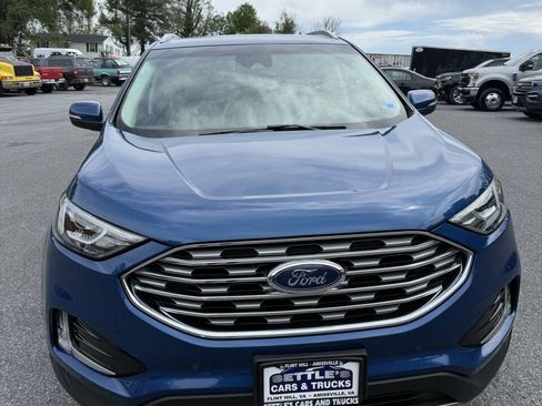 Used 2020 Ford Edge Titanium w/ Class II Trailer Tow Package AWD/4WD image 2