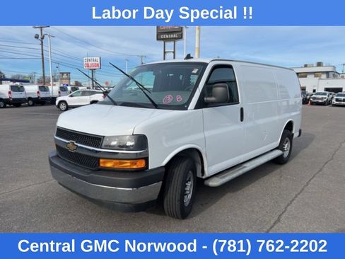 Used 2025 Chevrolet Express 2500 w/ Driver Convenience Package RWD image 3