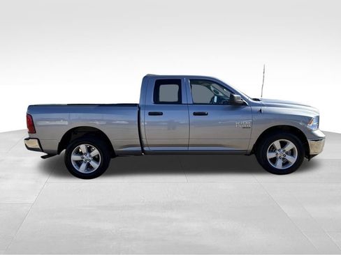 Used 2024 RAM 1500 Classic SLT image 7